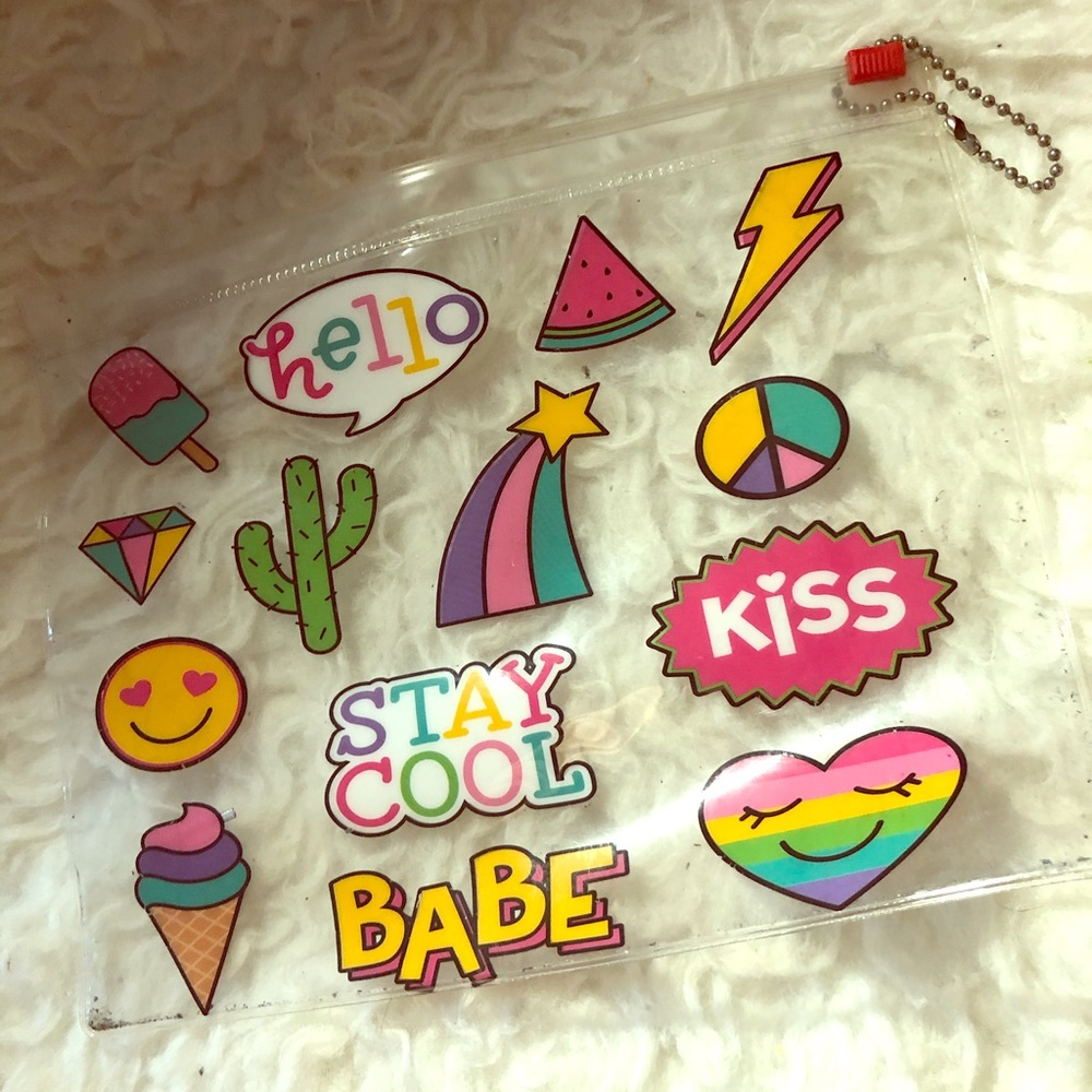 Colorful pencil case that can fit a lot of things.